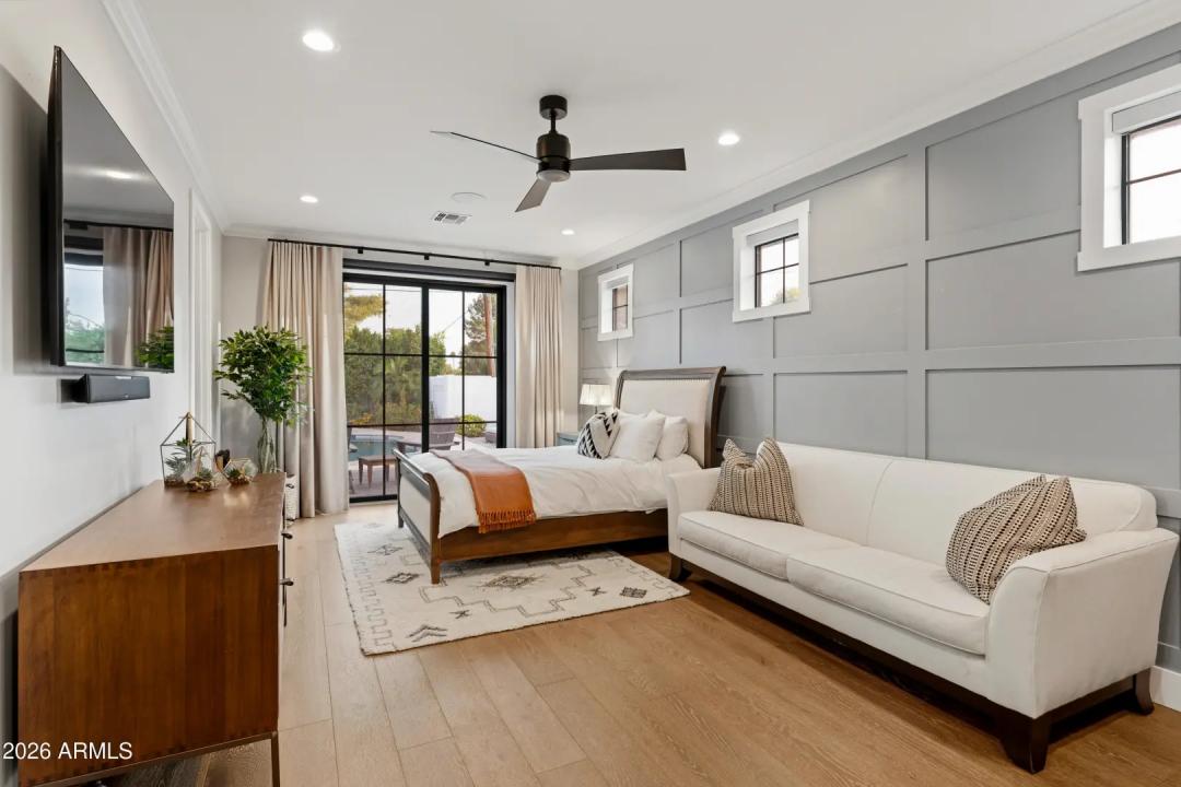 Real Estate Picture 23