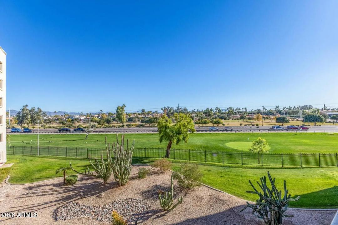 Real Estate Picture 9