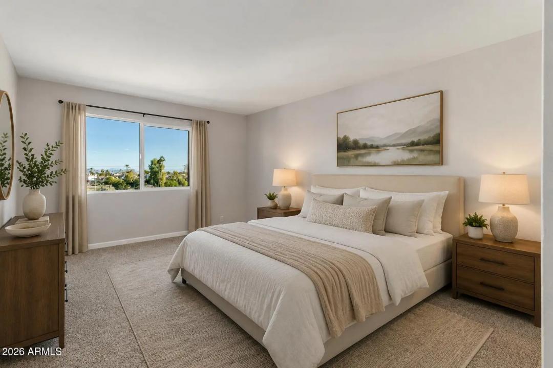 Real Estate Picture 5