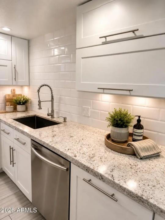 Real Estate Picture 3