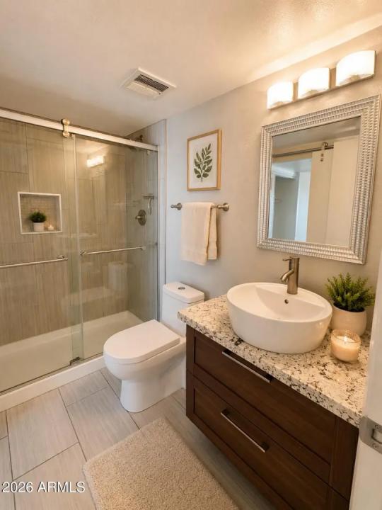 Real Estate Picture 6