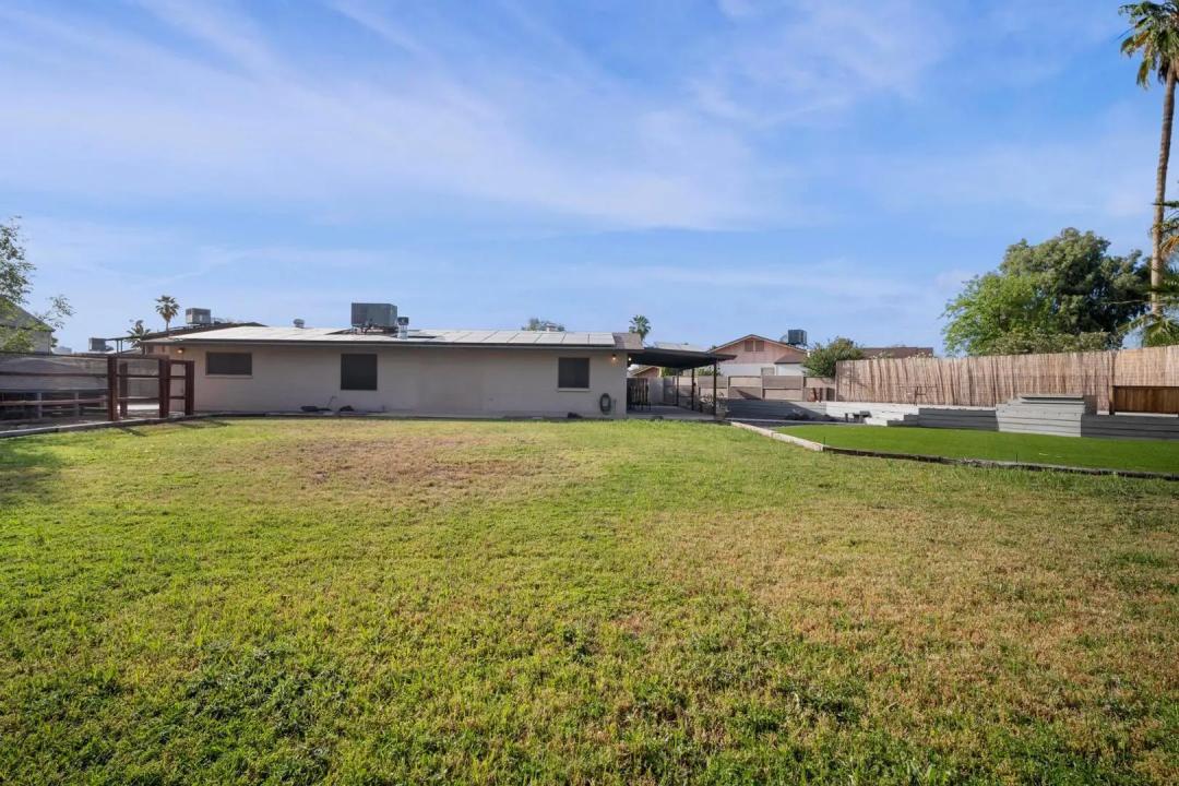 Real Estate Picture 32
