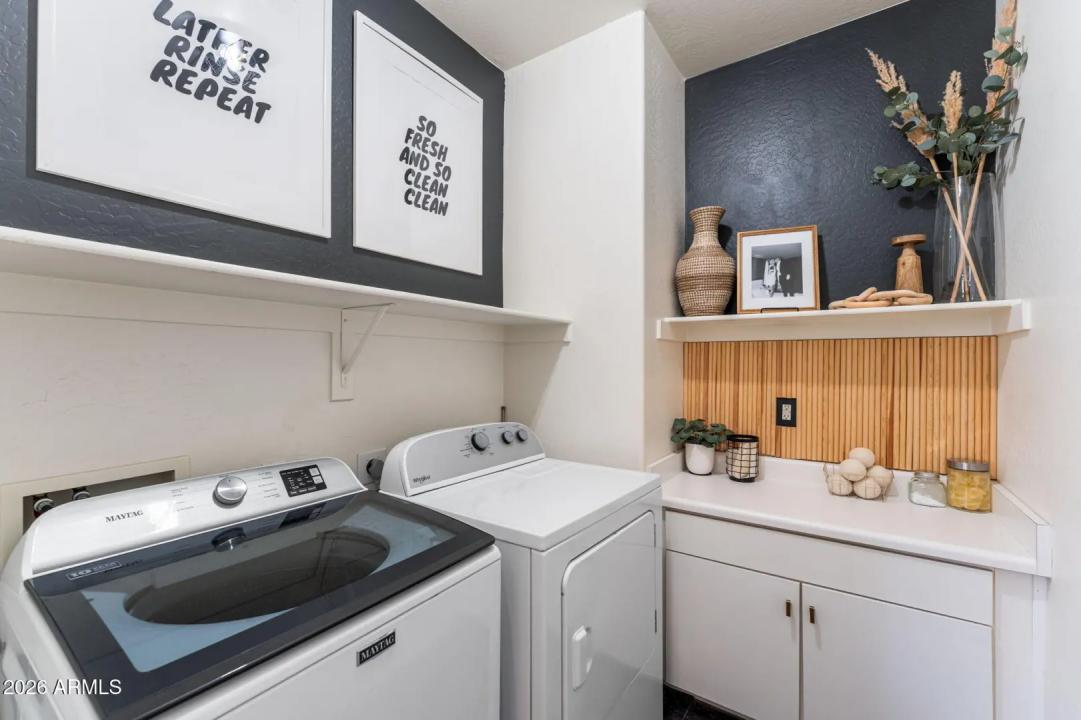 Real Estate Picture 25
