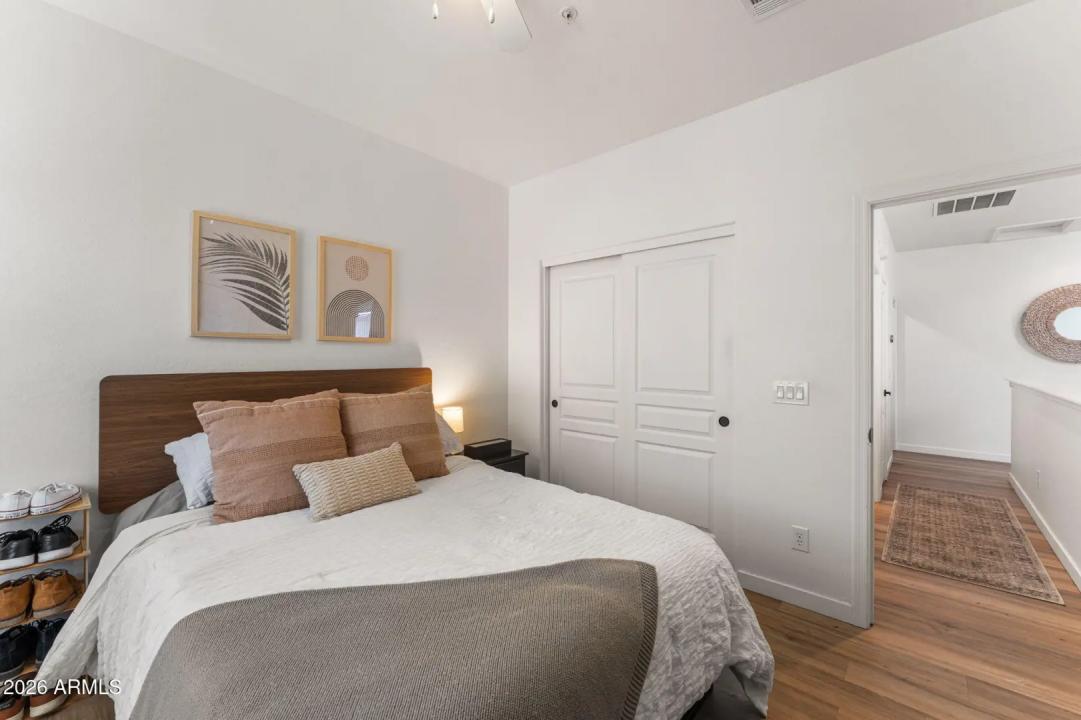 Real Estate Picture 27