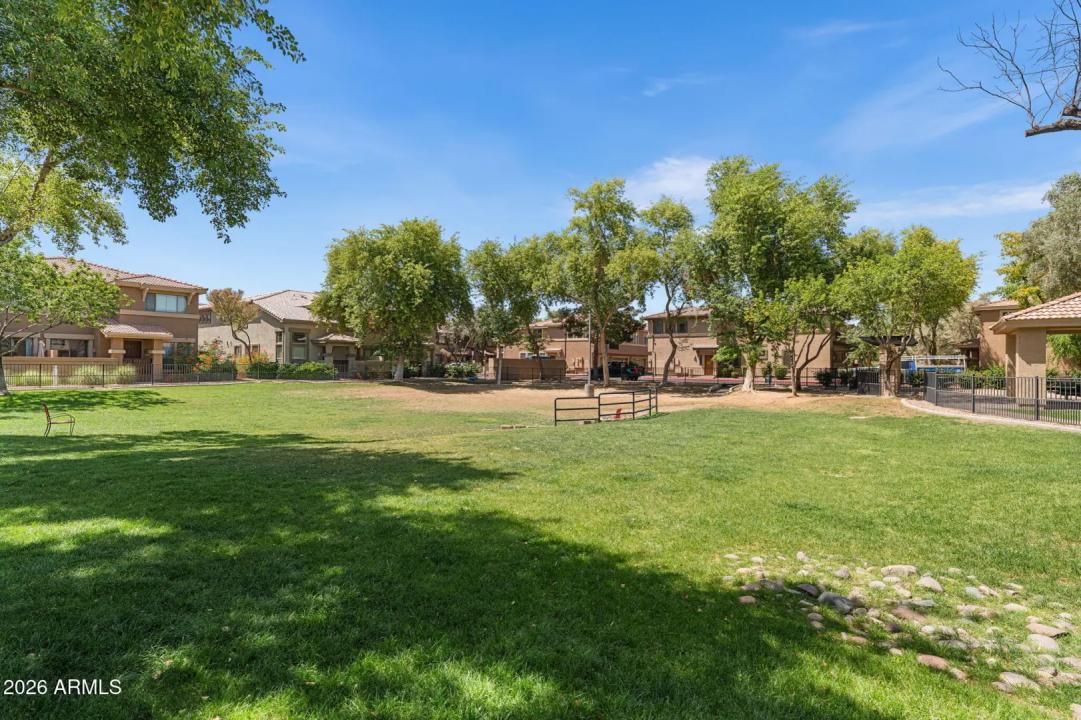 Real Estate Picture 34