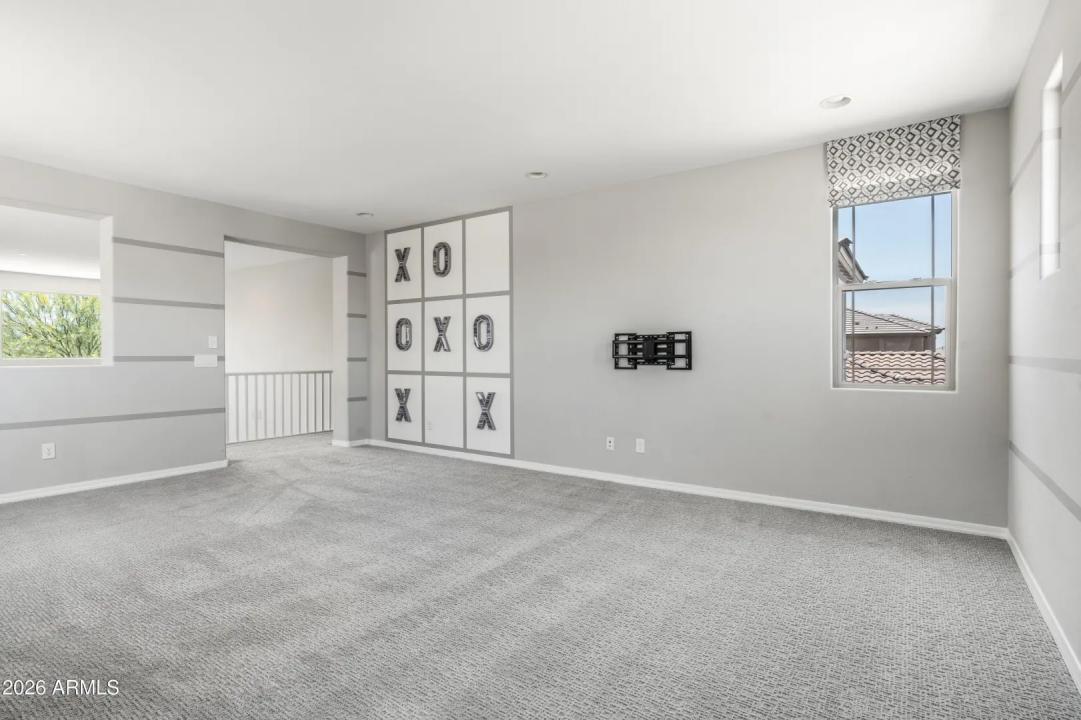 Real Estate Picture 18