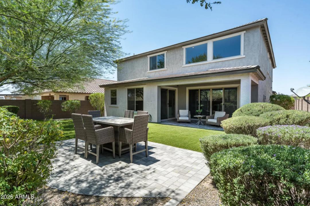 Real Estate Picture 15