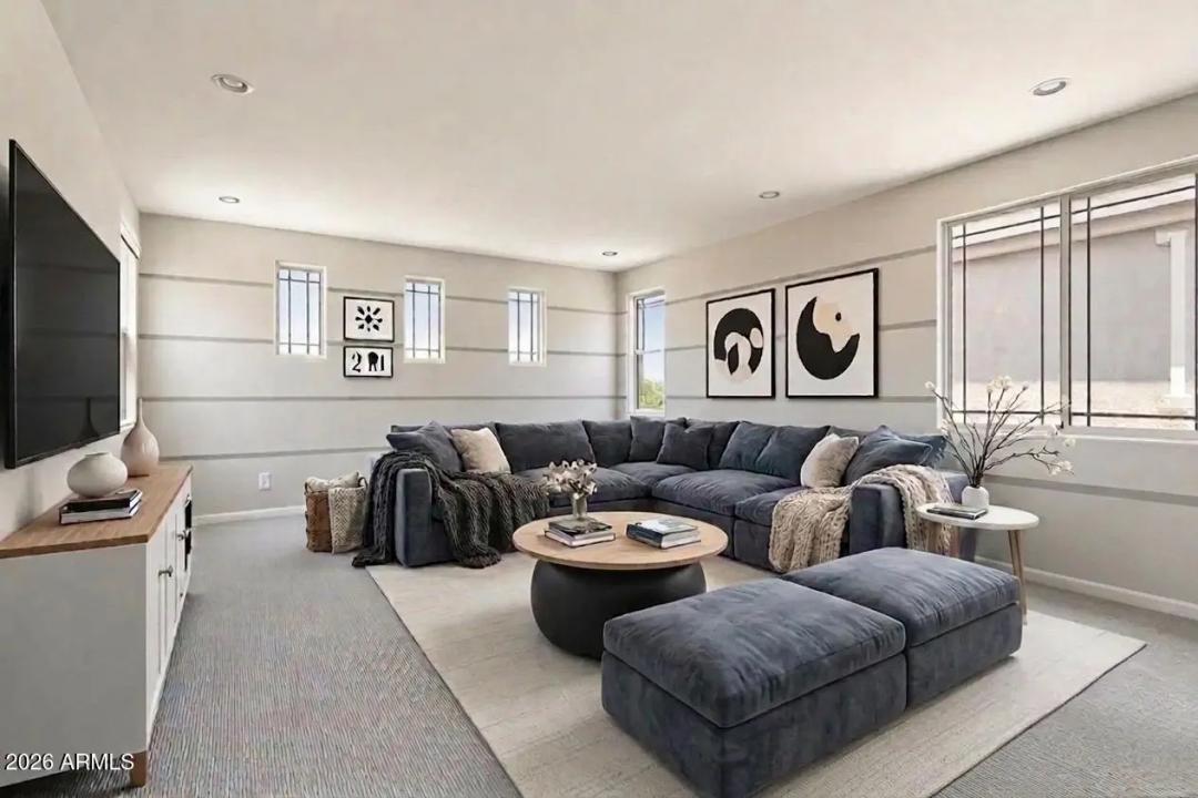 Real Estate Picture 16