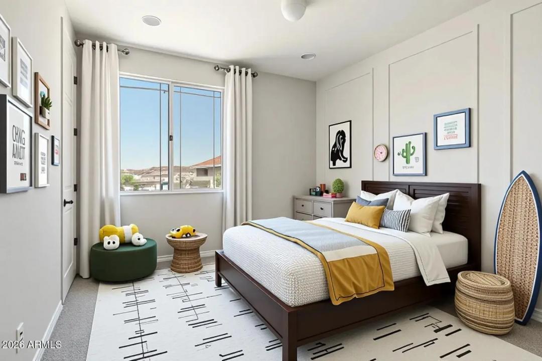 Real Estate Picture 24