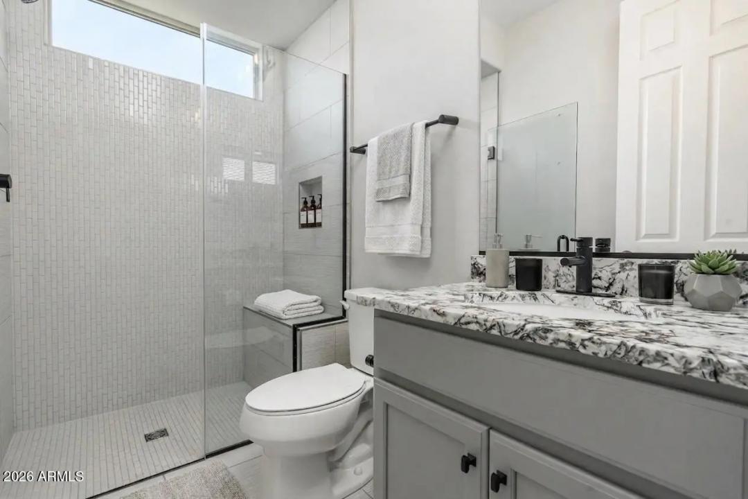 Real Estate Picture 31