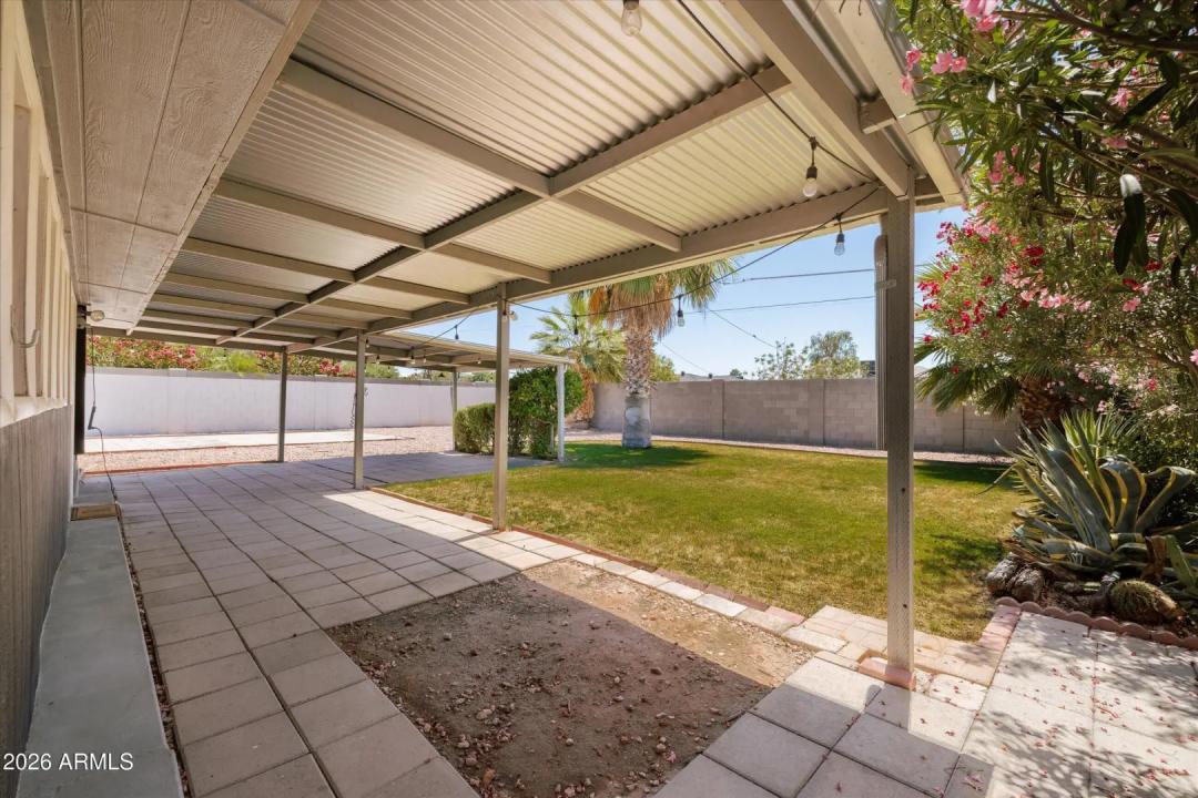 Real Estate Picture 25