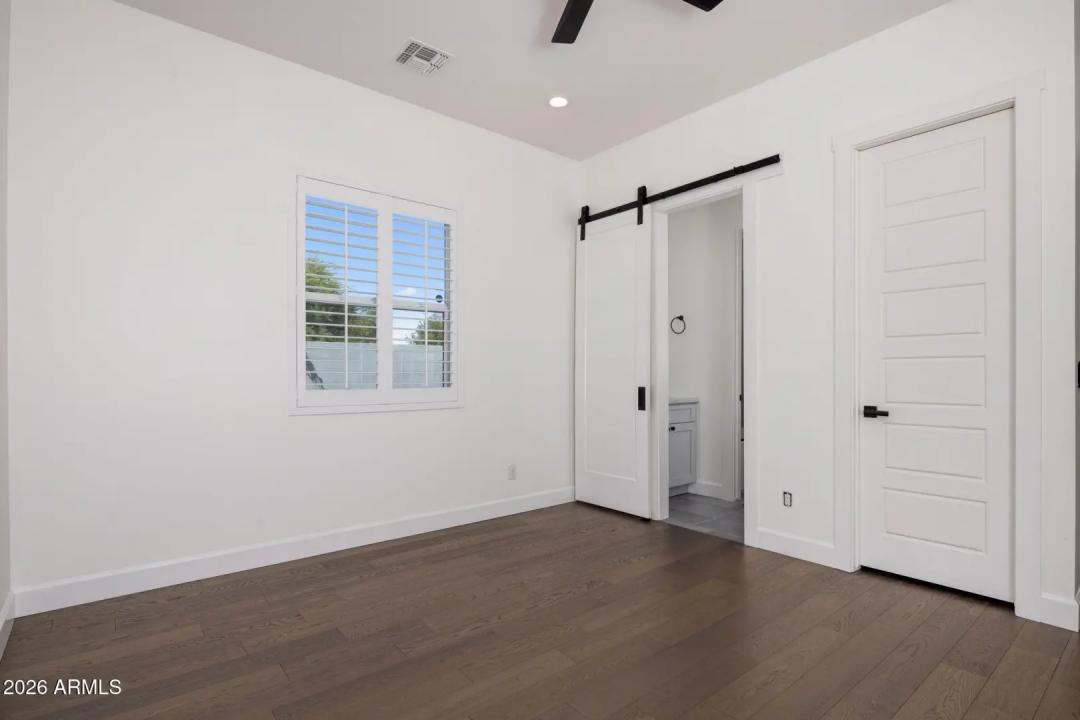 Real Estate Picture 31