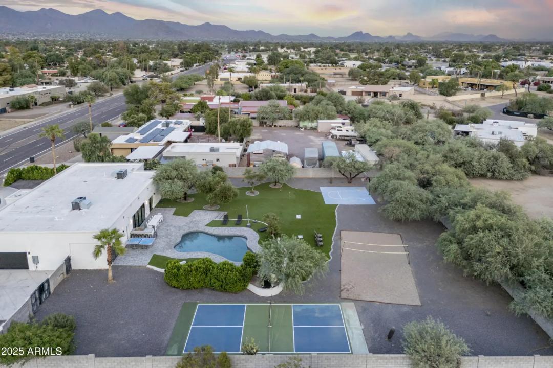 Real Estate Picture 39