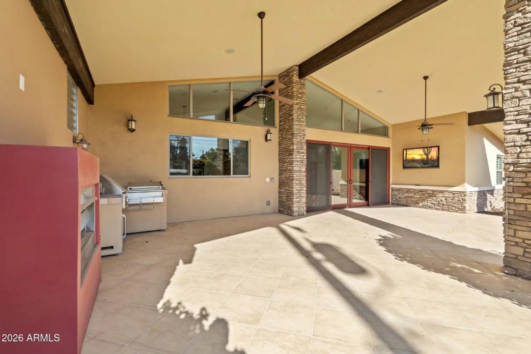 Real Estate Picture 52