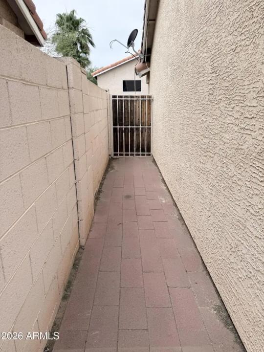 Real Estate Picture 5