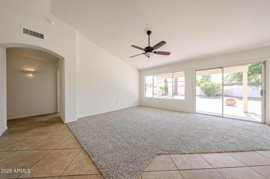 Real Estate Picture 15