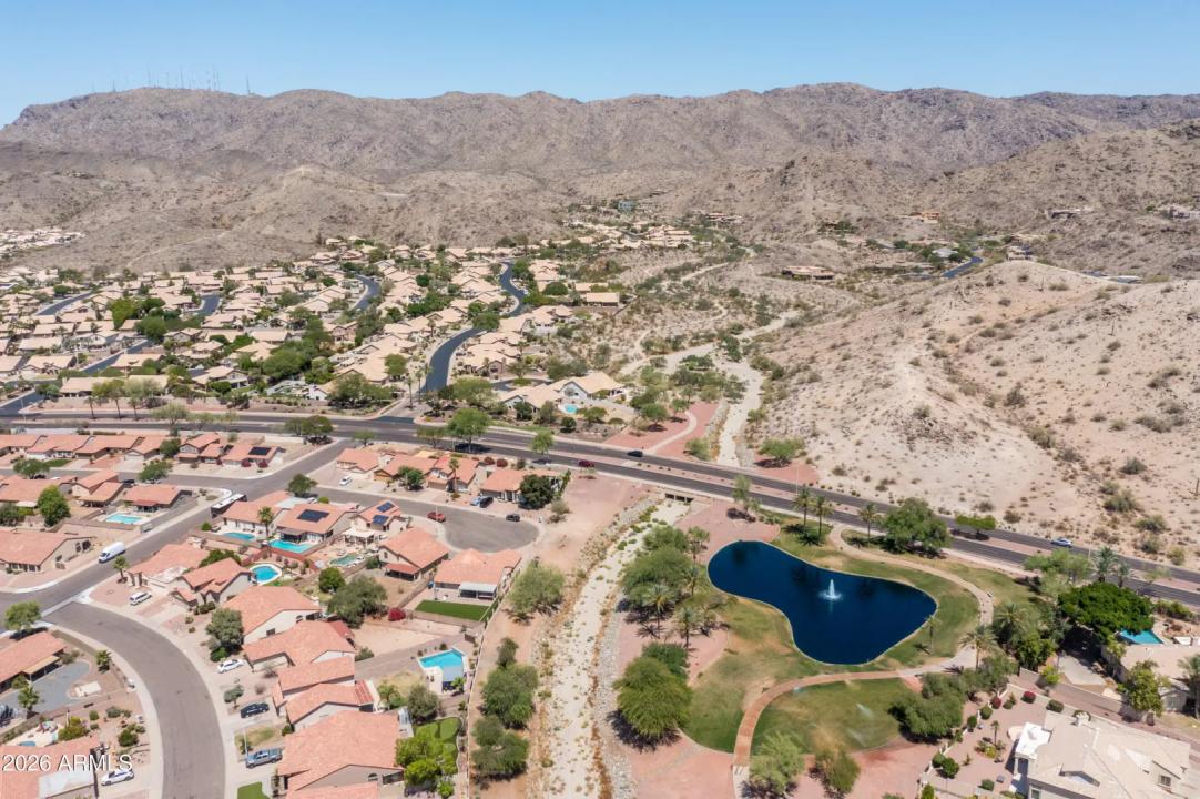 Real Estate Picture 33