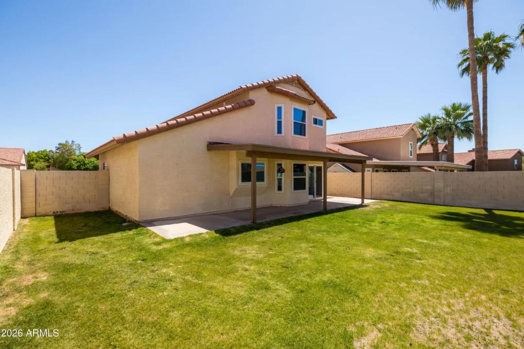 Real Estate Picture 12