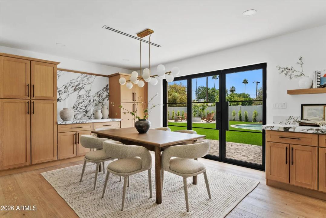 Real Estate Picture 18