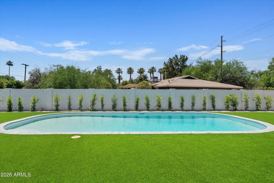 Real Estate Picture 29