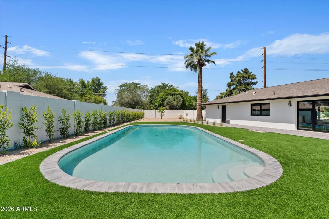 Real Estate Picture 31
