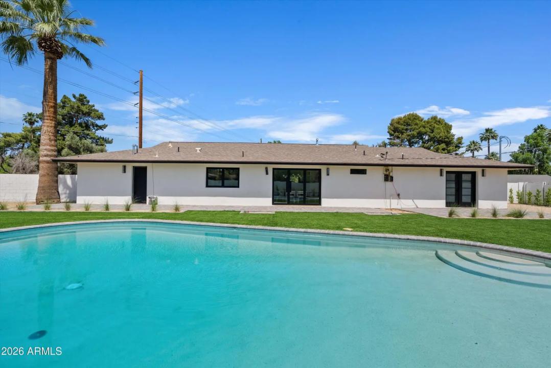 Real Estate Picture 33