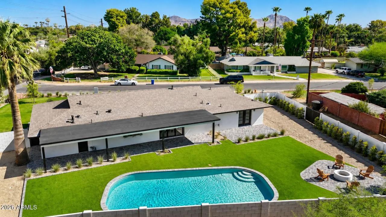 Real Estate Picture 38