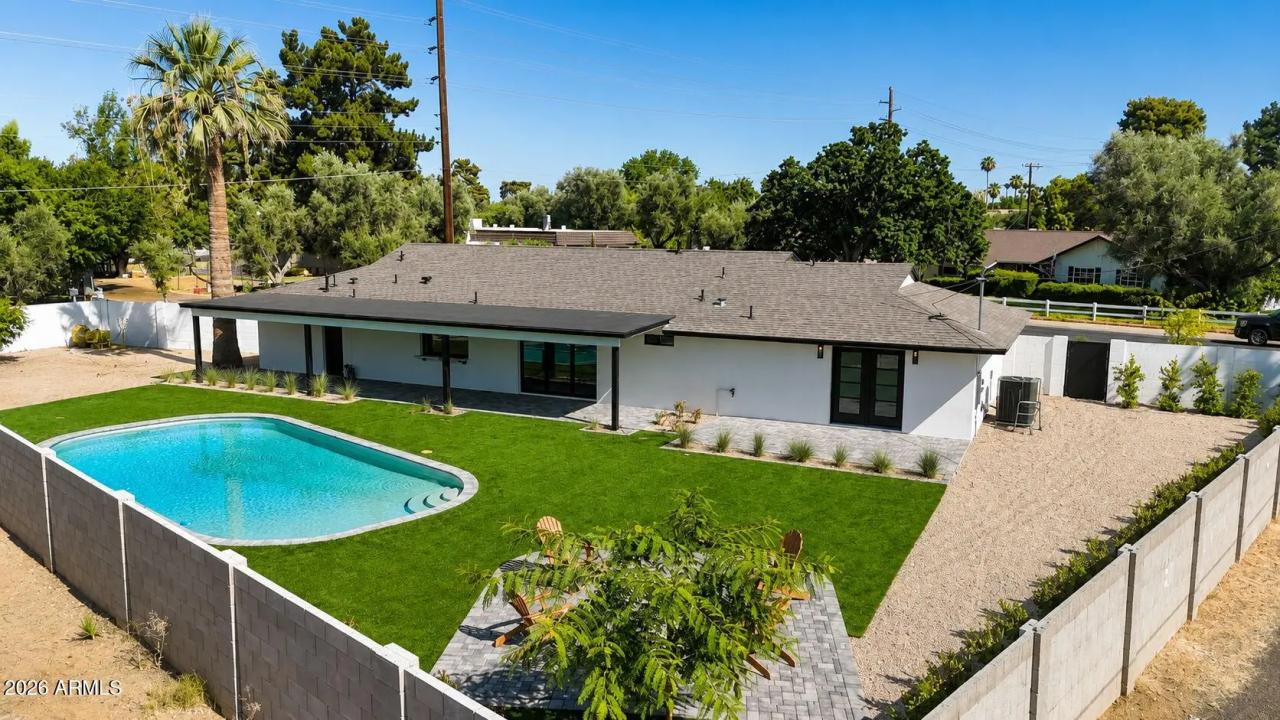 Real Estate Picture 40