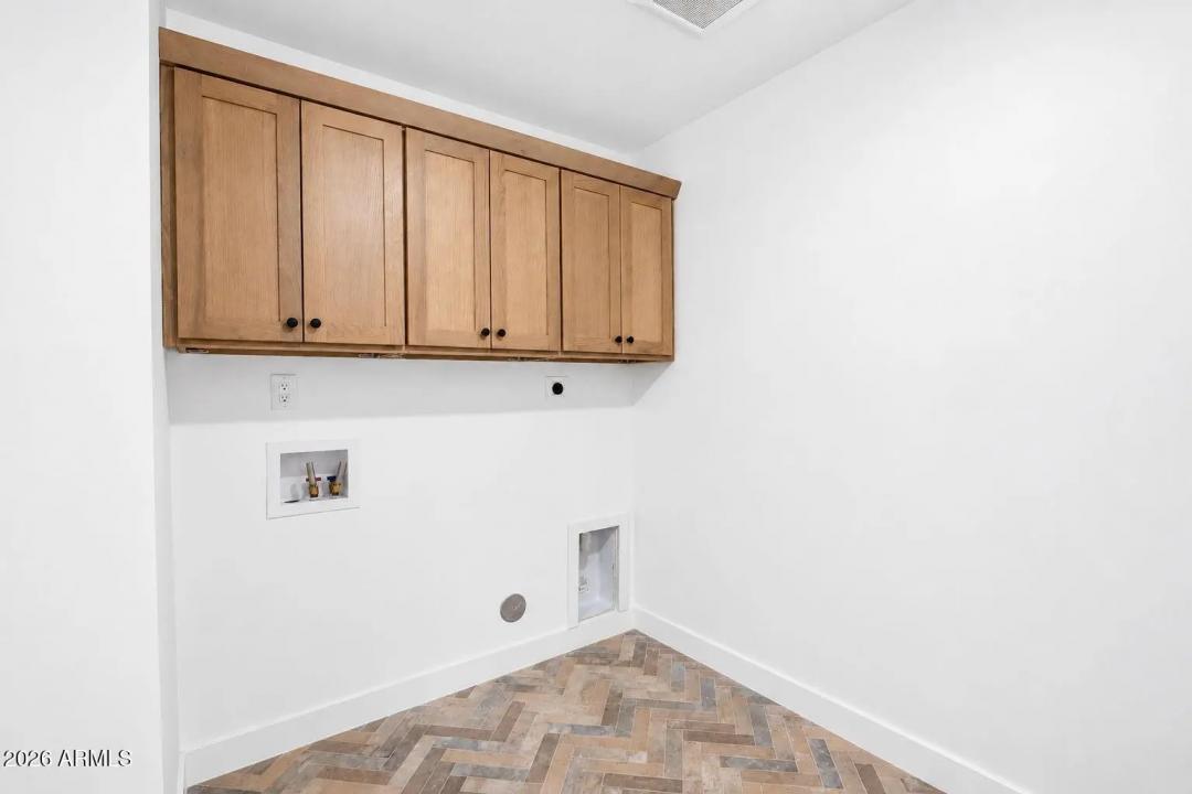 Real Estate Picture 28