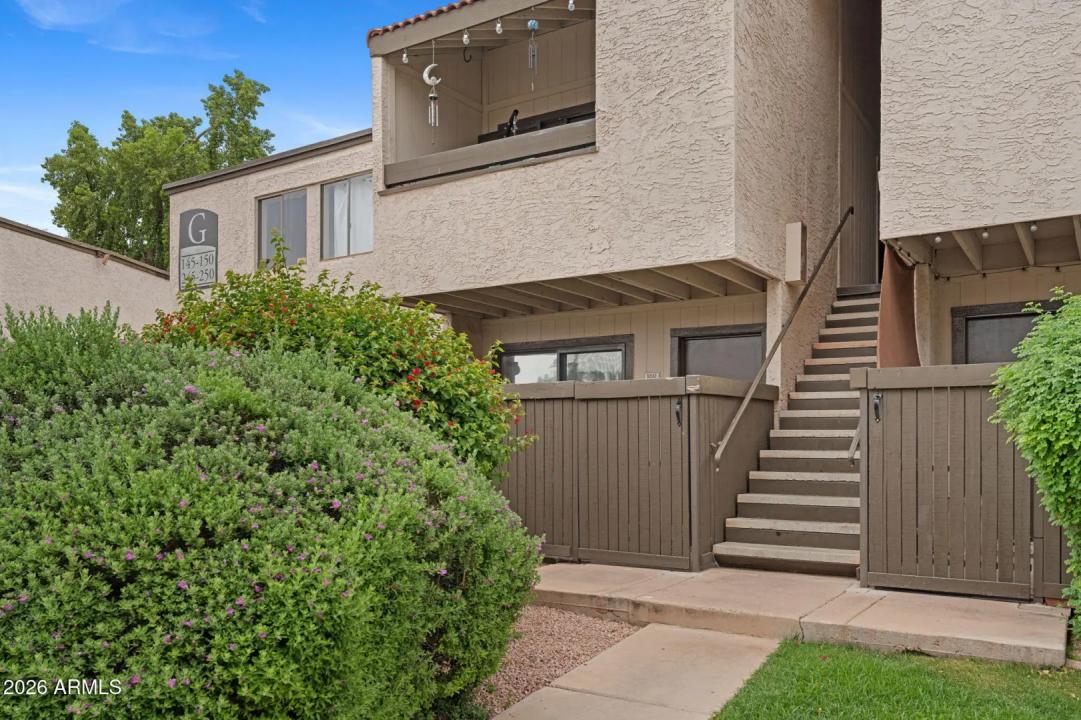 Real Estate Picture 2