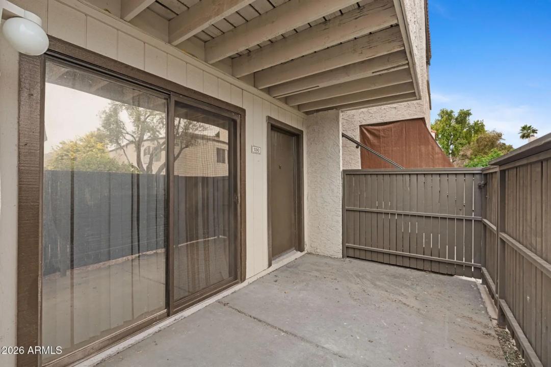 Real Estate Picture 3