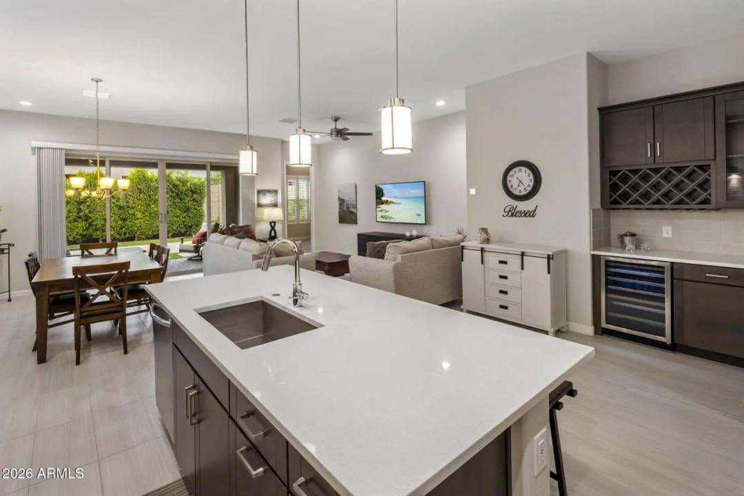 Real Estate Picture 13