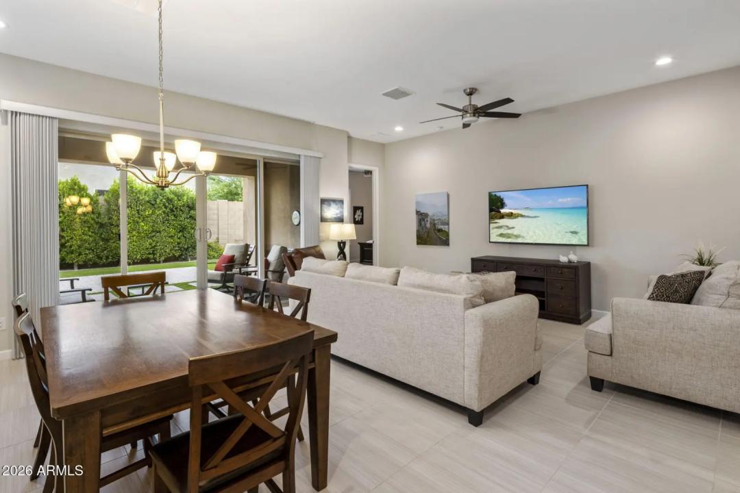 Real Estate Picture 19