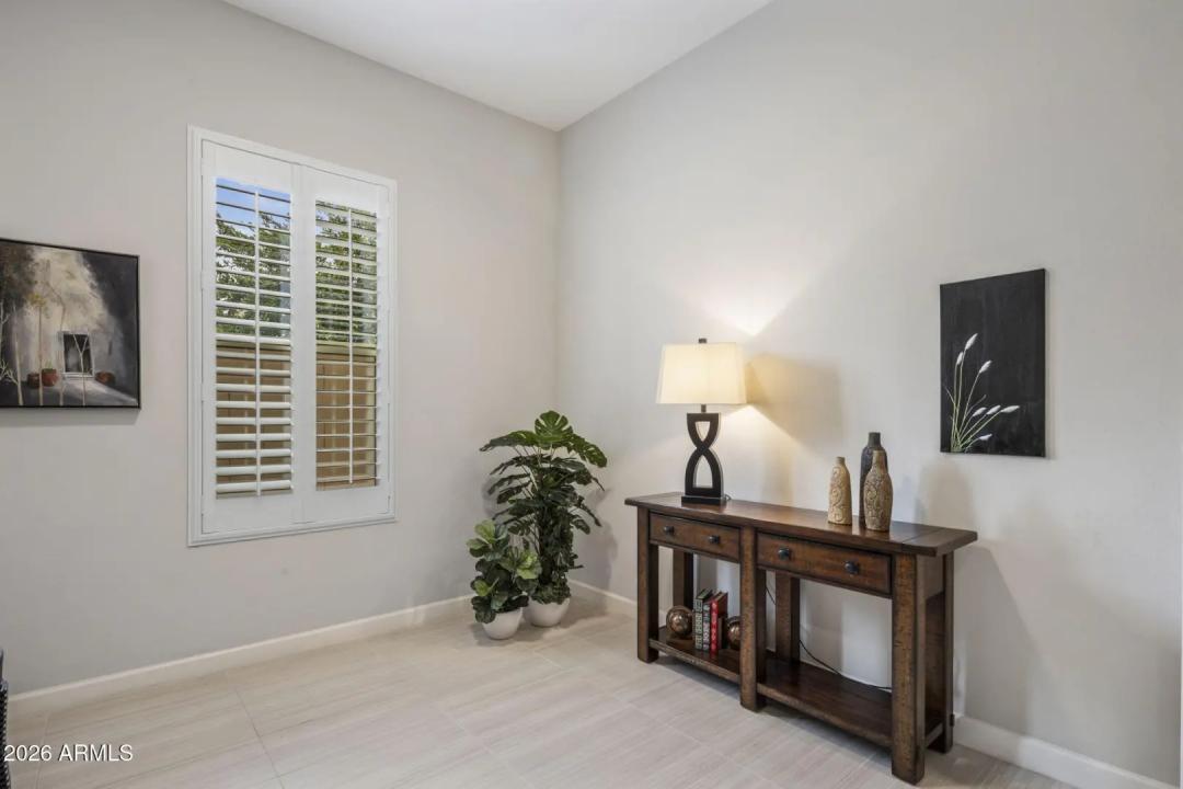 Real Estate Picture 28