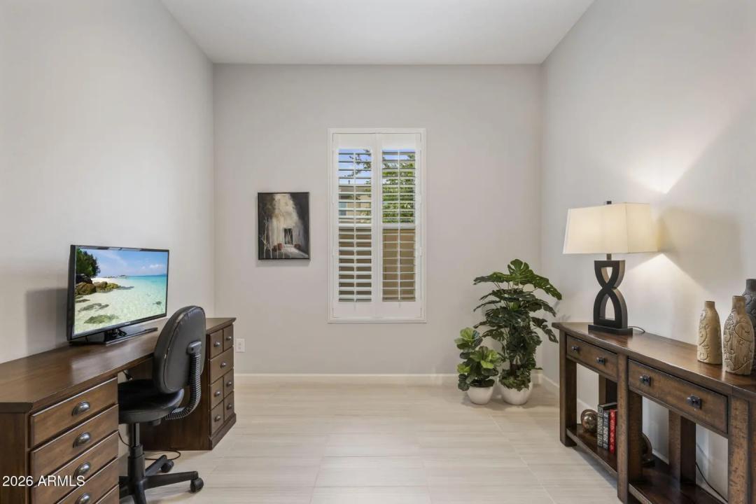 Real Estate Picture 30