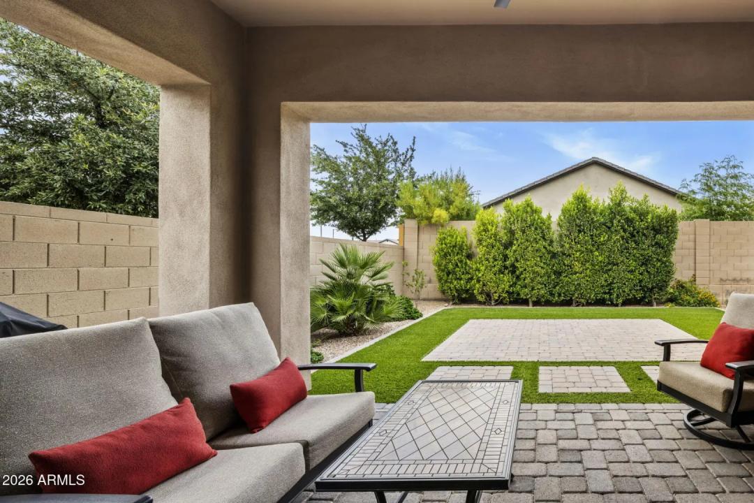 Real Estate Picture 39