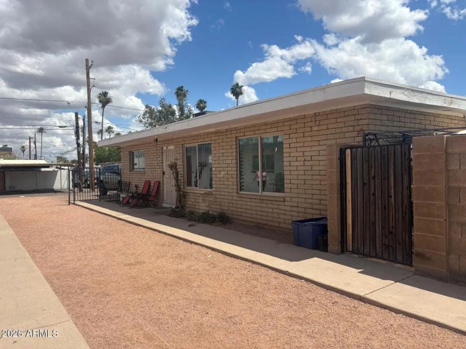 Real Estate Picture 7