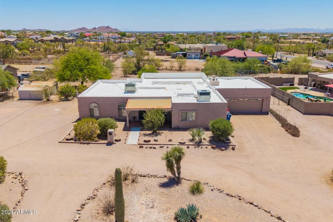 Real Estate Picture 2