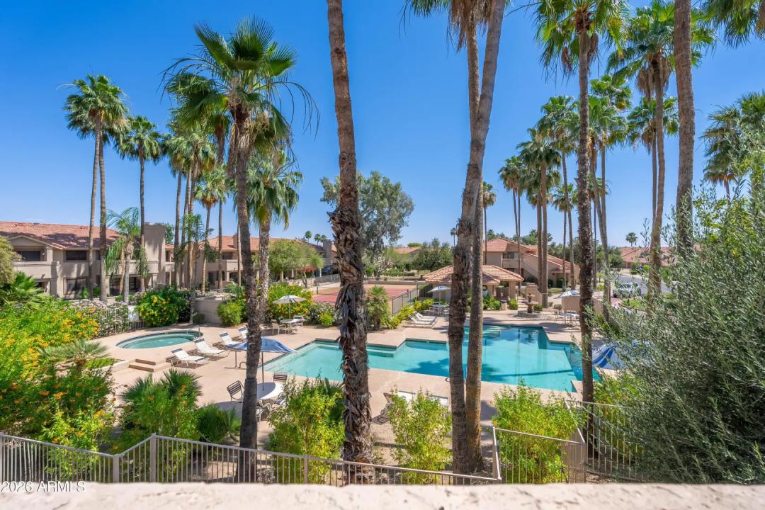 Real Estate Picture 23