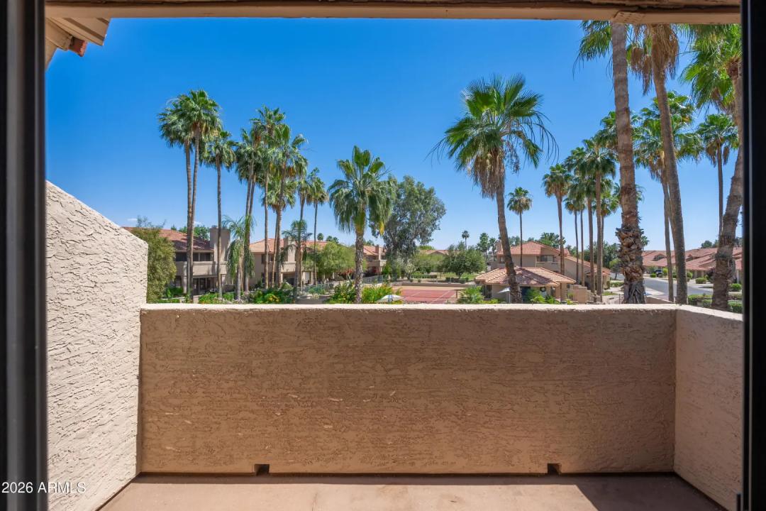 Real Estate Picture 24