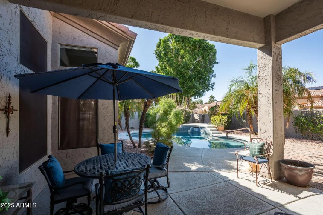 Real Estate Picture 24