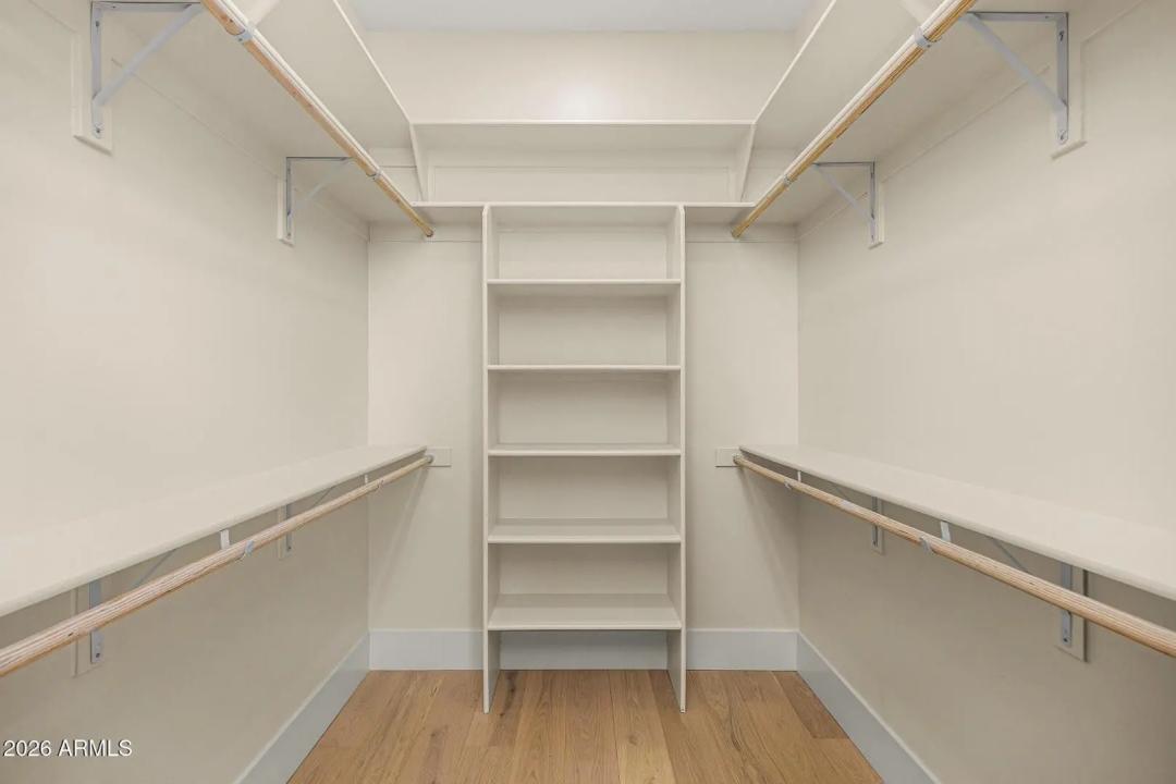Real Estate Picture 15