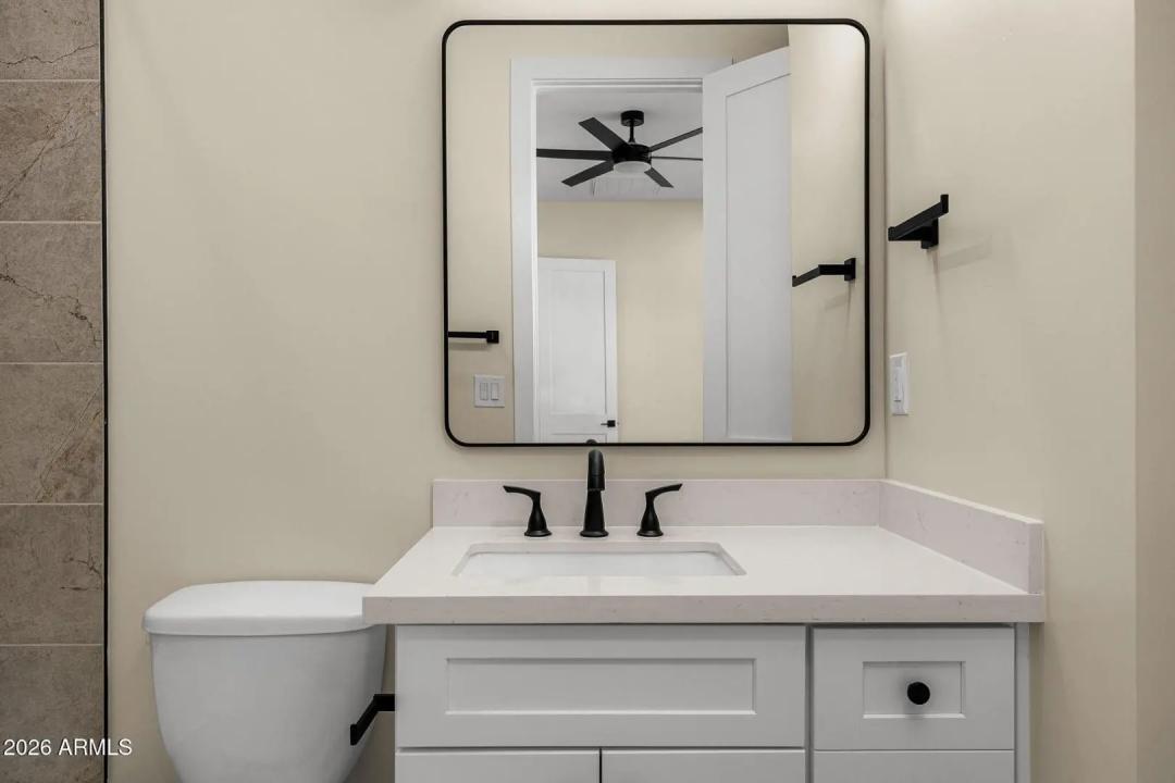 Real Estate Picture 19