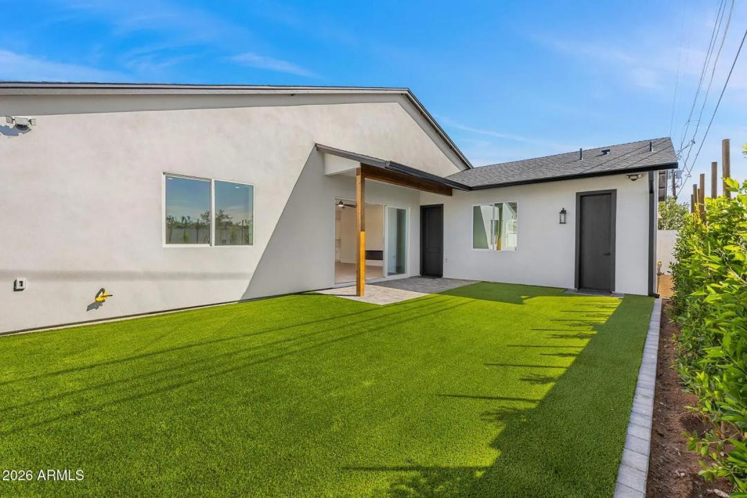 Real Estate Picture 27