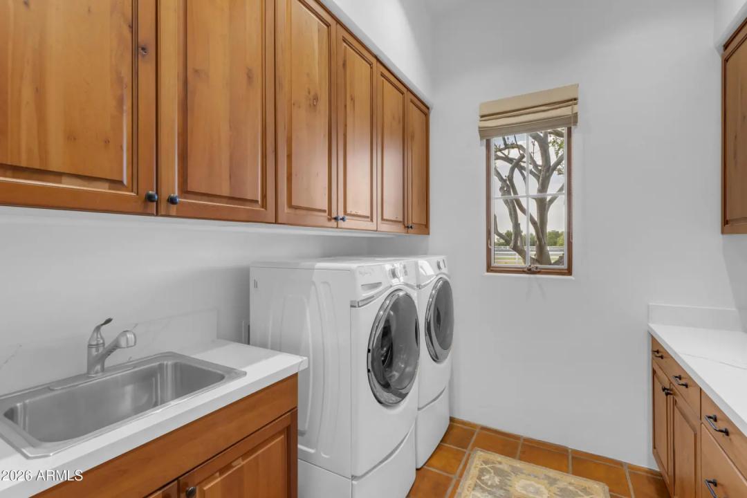 Real Estate Picture 26