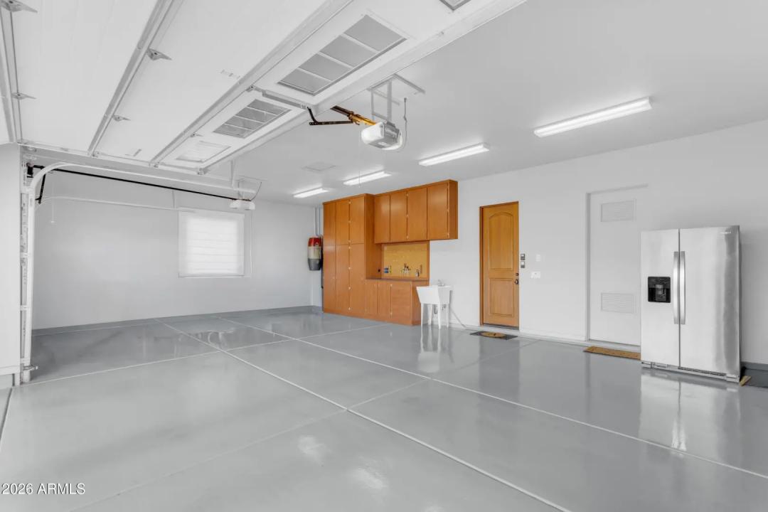 Real Estate Picture 32