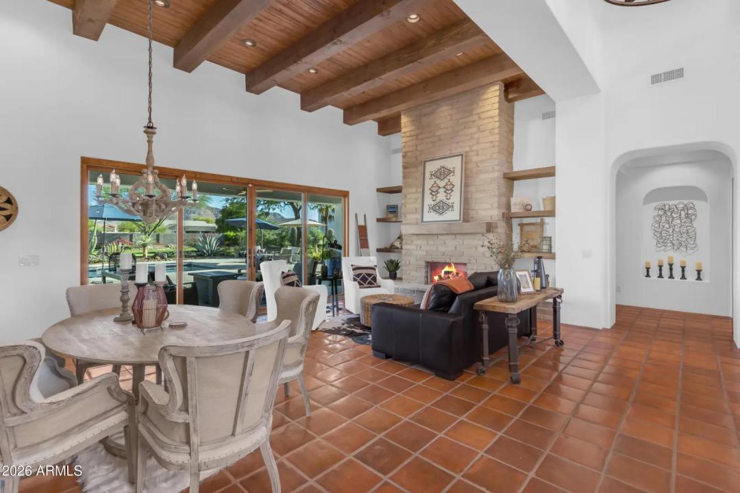 Real Estate Picture 6