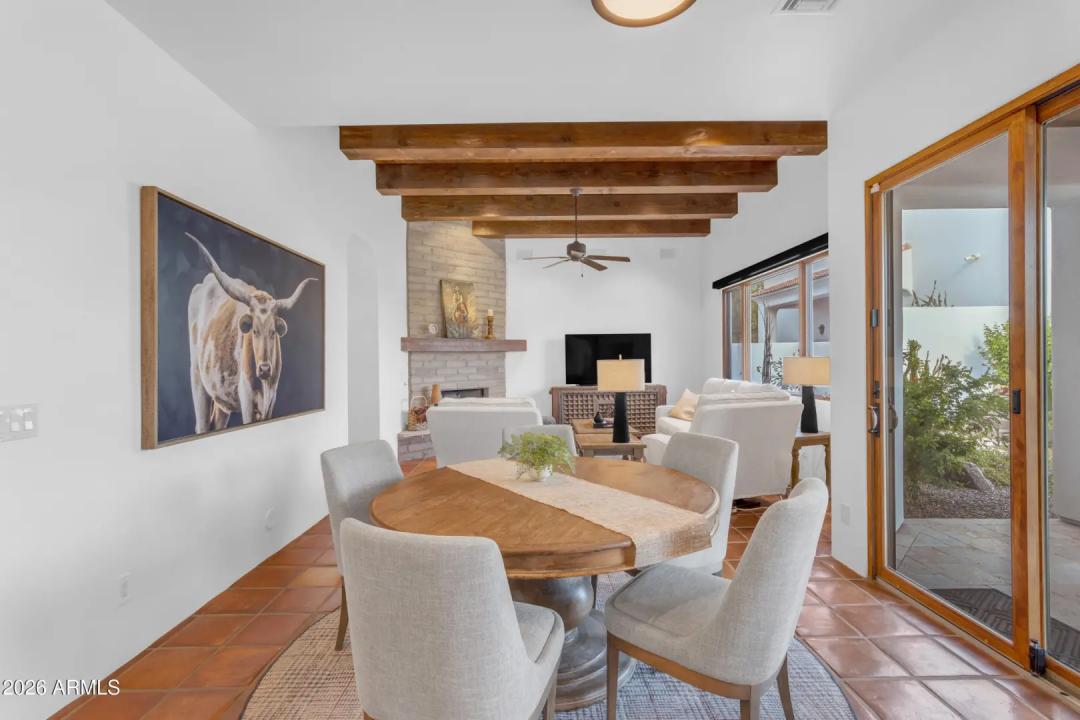Real Estate Picture 11