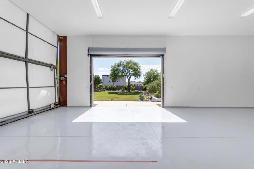 Real Estate Picture 42