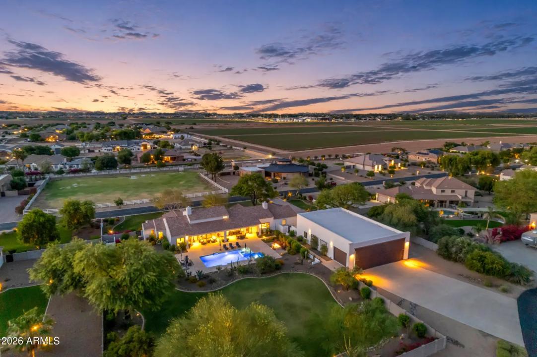 Real Estate Picture 60